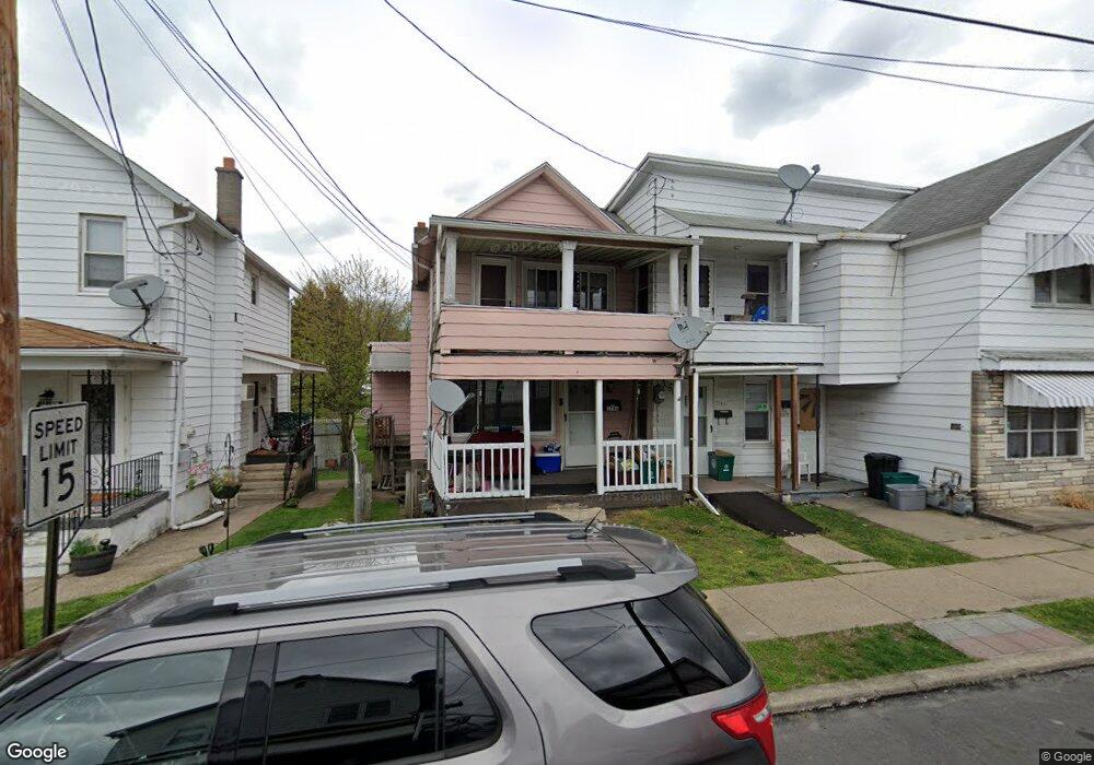 174 1/2 E Railroad St, Pittston, PA 18640 - photo 1