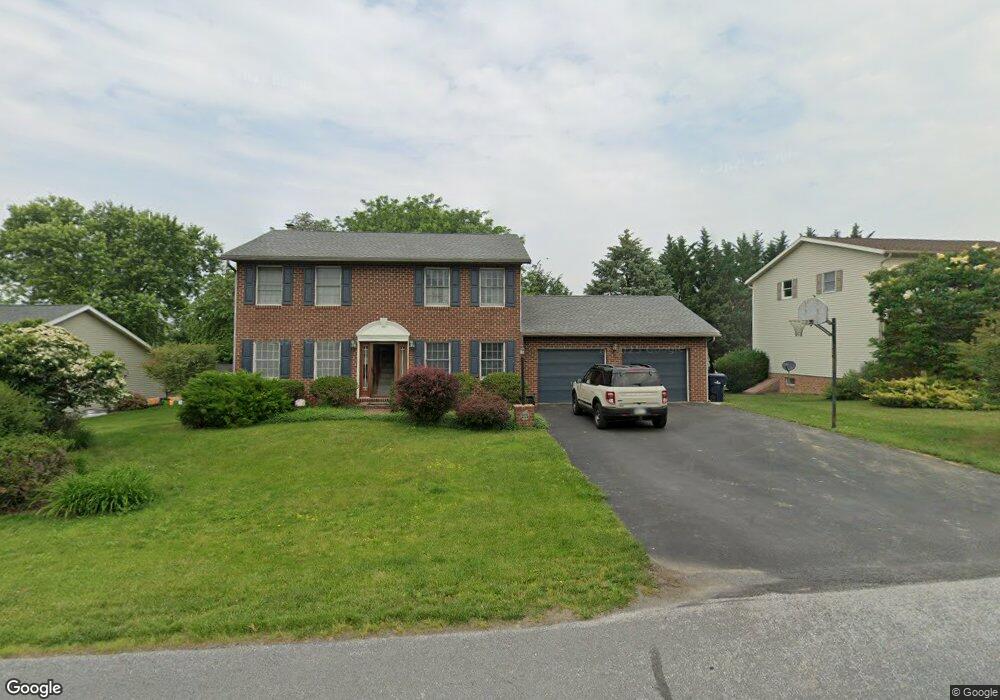 2773 Fillmore Dr, Chambersburg, PA 17201 - photo 1