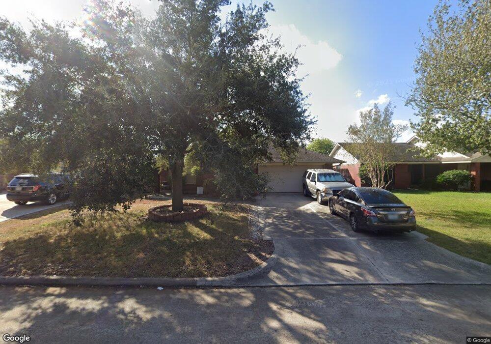 7863 Log Hollow Dr, Houston, TX 77040 - photo 1