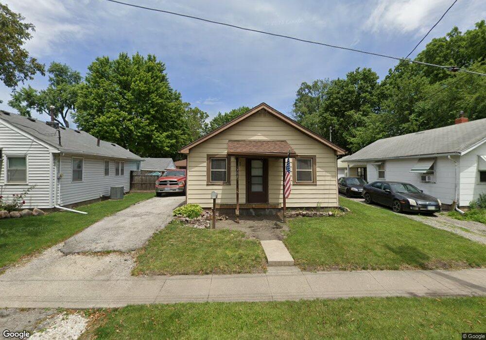 2704 Maple St, Des Moines, IA 50317 - photo 1