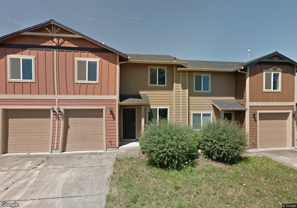 690 Stacy Ln, Molalla, OR 97038 - photo 1