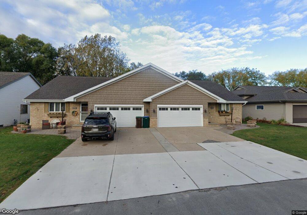 2123 Cloudview Ct, Appleton, WI 54914 - photo 1