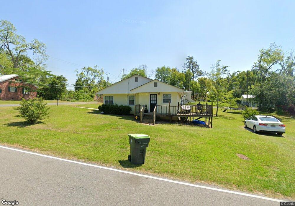 223 Daughtry Ave N, Douglas, GA 31533 - photo 1