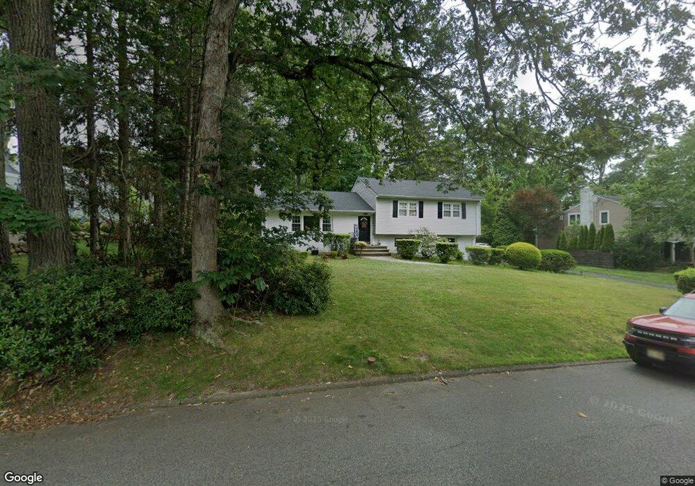 135 Glen Rd, Woodcliff Lake, NJ 07677 - photo 1