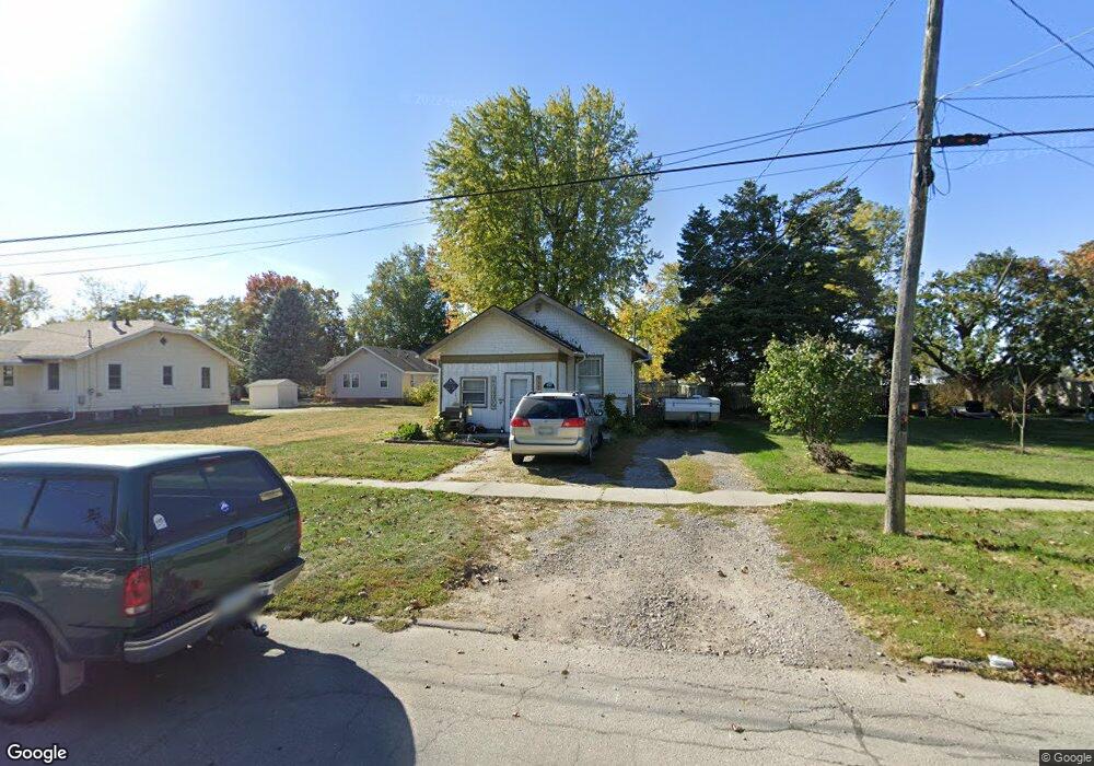 915 E 7th St N, Newton, IA 50208 - photo 1