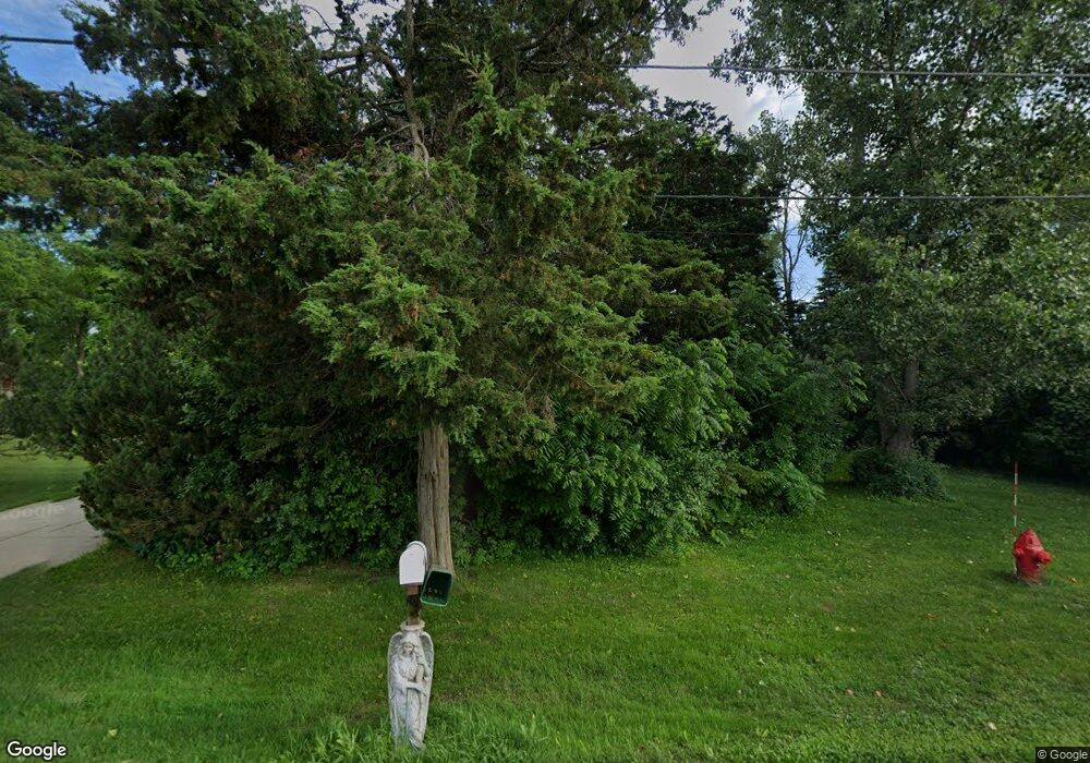 13665 Hampton Rd, Brookfield, WI 53005 - photo 1