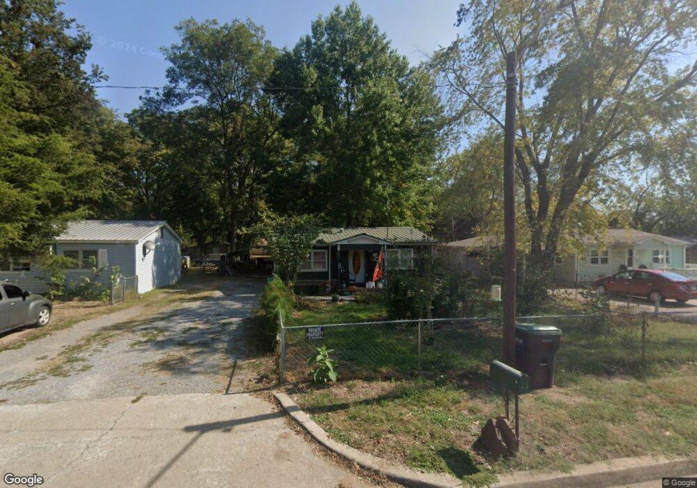 707 S Cherokee Ave, Tahlequah, OK 74464 - photo 1