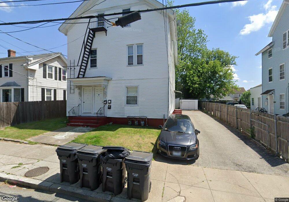 196 Randall St, Pawtucket, RI 02860 - photo 1