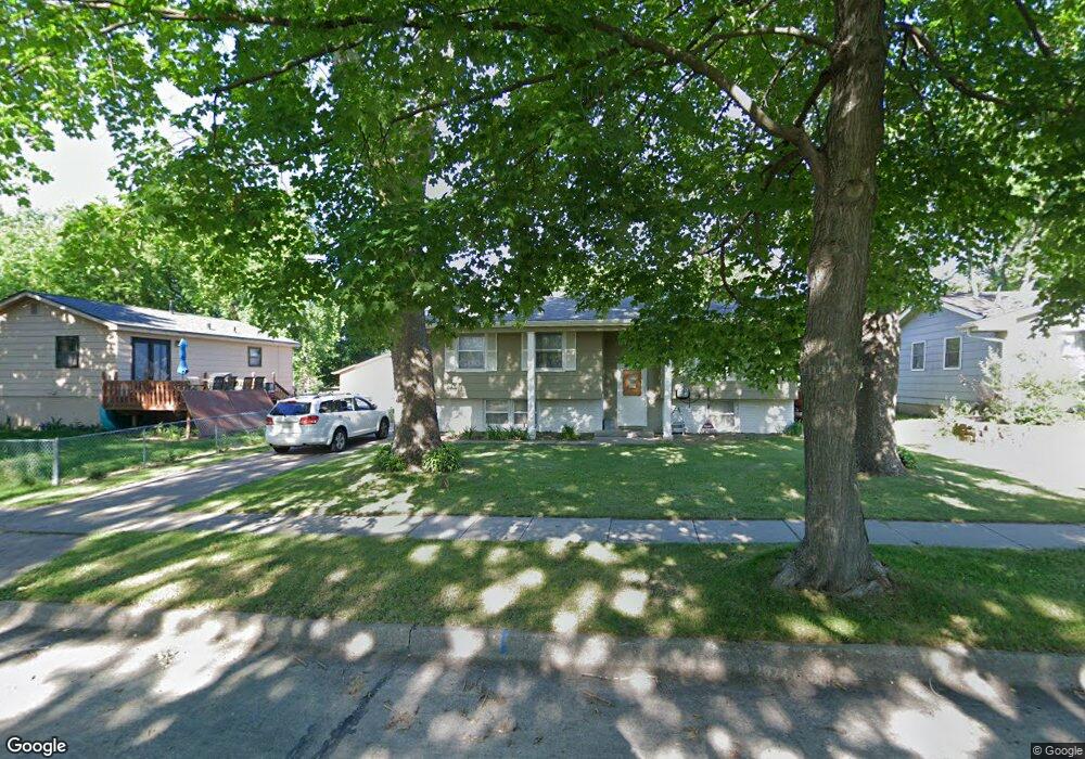 3750 SE 11th St, Des Moines, IA 50315 - photo 1