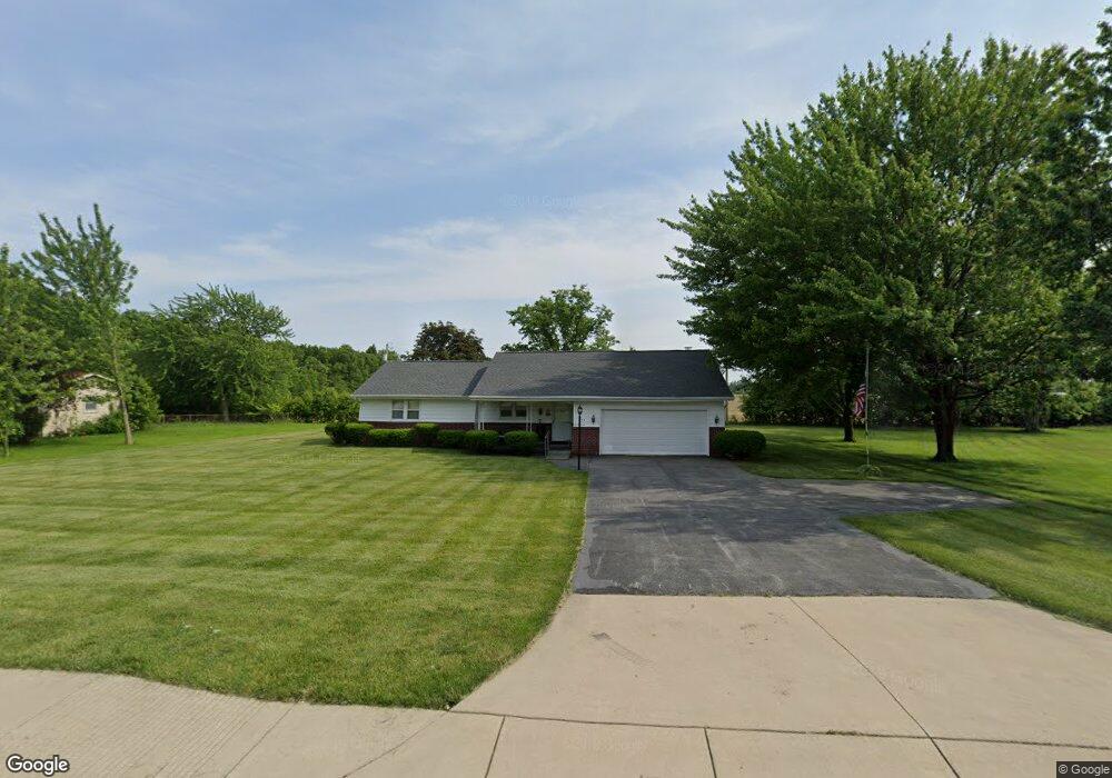 246 E Dustman Rd, Bluffton, IN 46714 - photo 1
