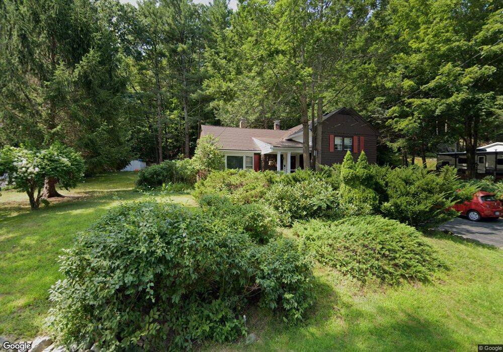 108 Exeter Rd, Newmarket, NH 03857 - photo 1