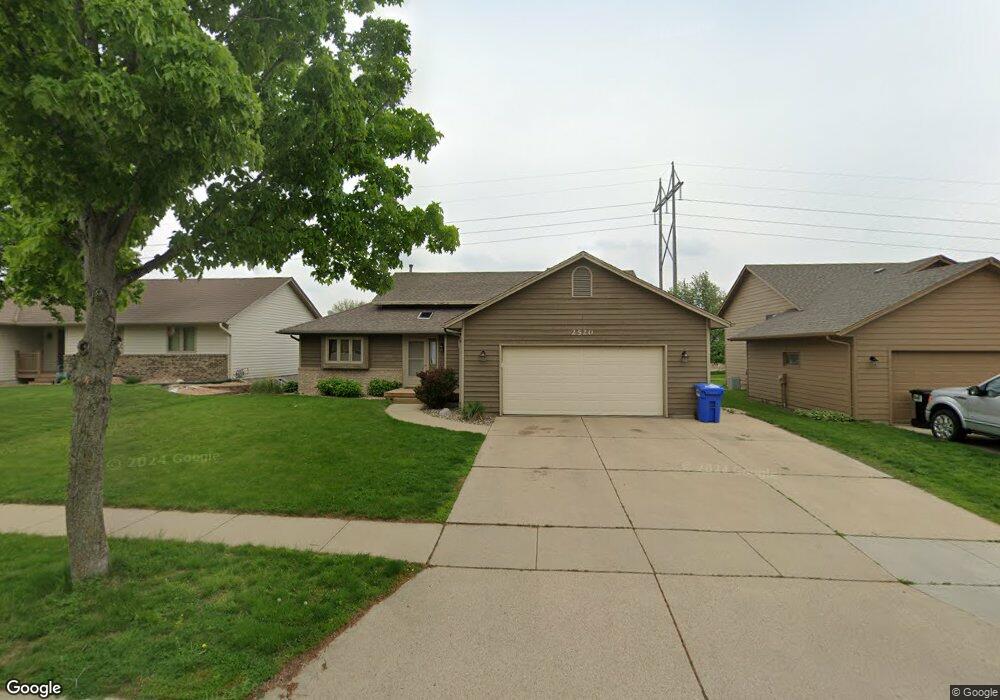 2520 S Avondale Ave, Sioux Falls, SD 57110 - photo 1