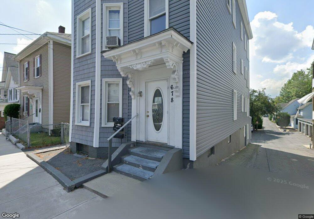 678 Bridge St, Lowell, MA 01850 - photo 1