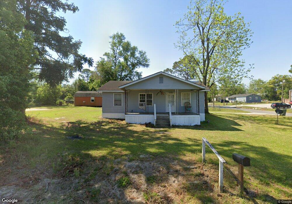 712 Peachtree St E, Douglas, GA 31533 - photo 1
