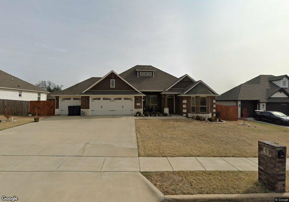 1611 Colonel Bartow Dr, Prairie Grove, AR 72753 - photo 1