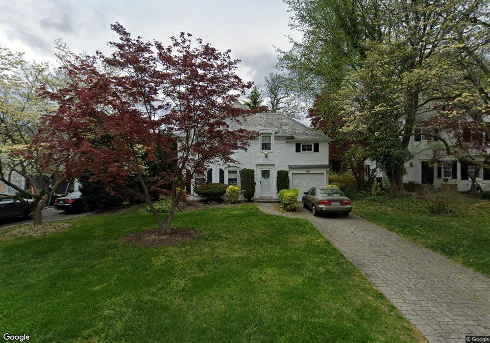 45 Foxhurst Ln, Manhasset, NY 11030 - photo 1