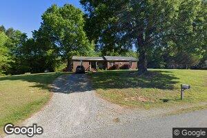 5009 Wolf Trap Rd, Scottsburg, VA 24589