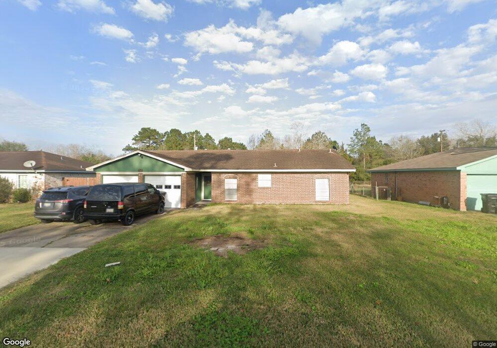 355 Windsor Square, Alvin, TX 77511 - photo 1