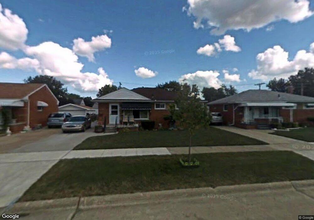 26250 Janet Ct, Roseville, MI 48066 - photo 1