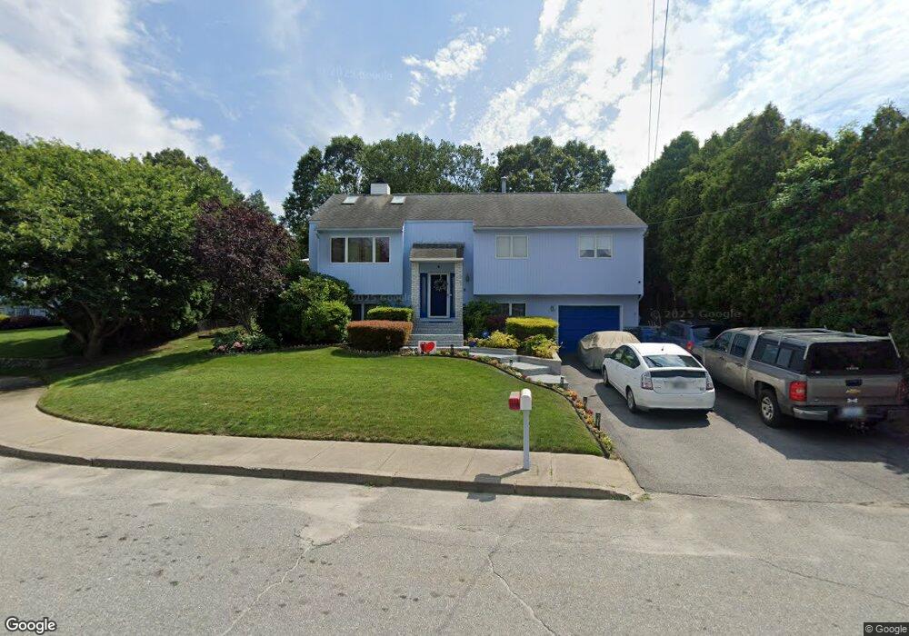 9 Valley View Cir, Cranston, RI 02921 - photo 1