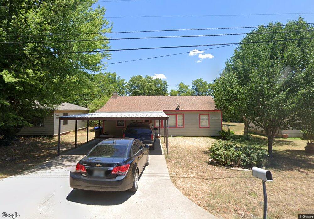 1108 N 10th St, Longview, TX 75601 - photo 1