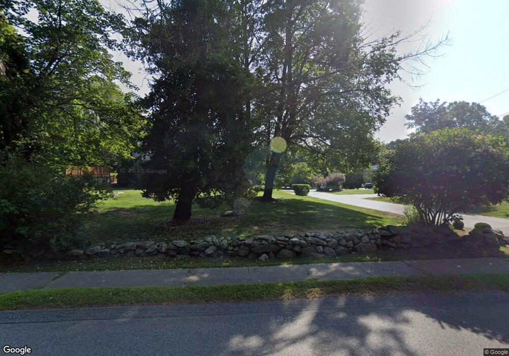 769 South Rd, South Kingstown, RI 02879 - photo 1