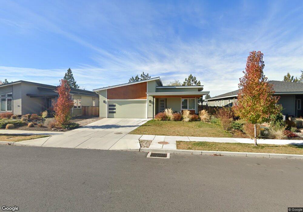 617 NW Rimrock Dr, Redmond, OR 97756 - photo 1