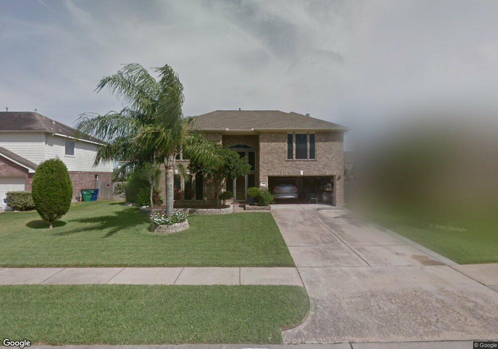 1498 Allison St, Alvin, TX 77511 - photo 1