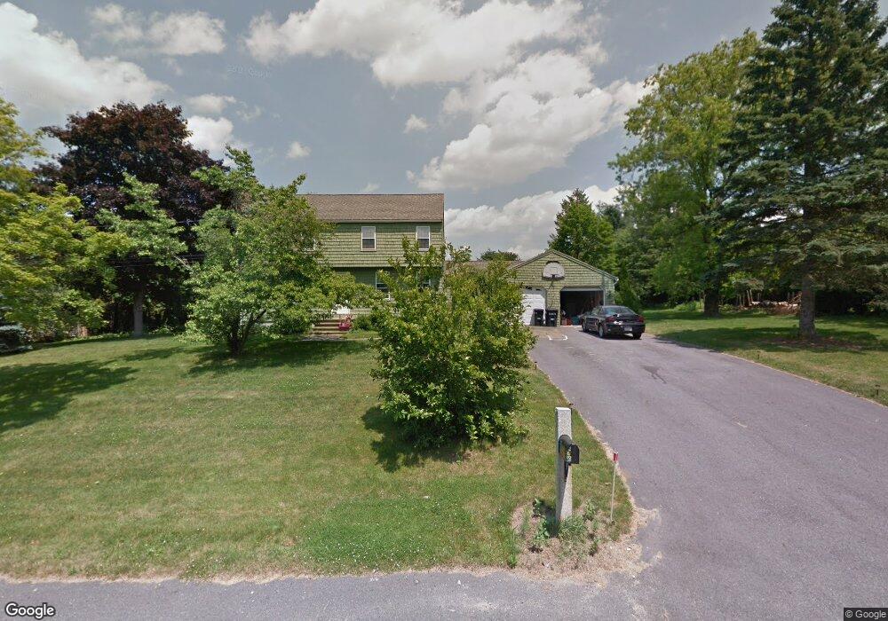 51 Farm Pond Rd, Dracut, MA 01826 - photo 1