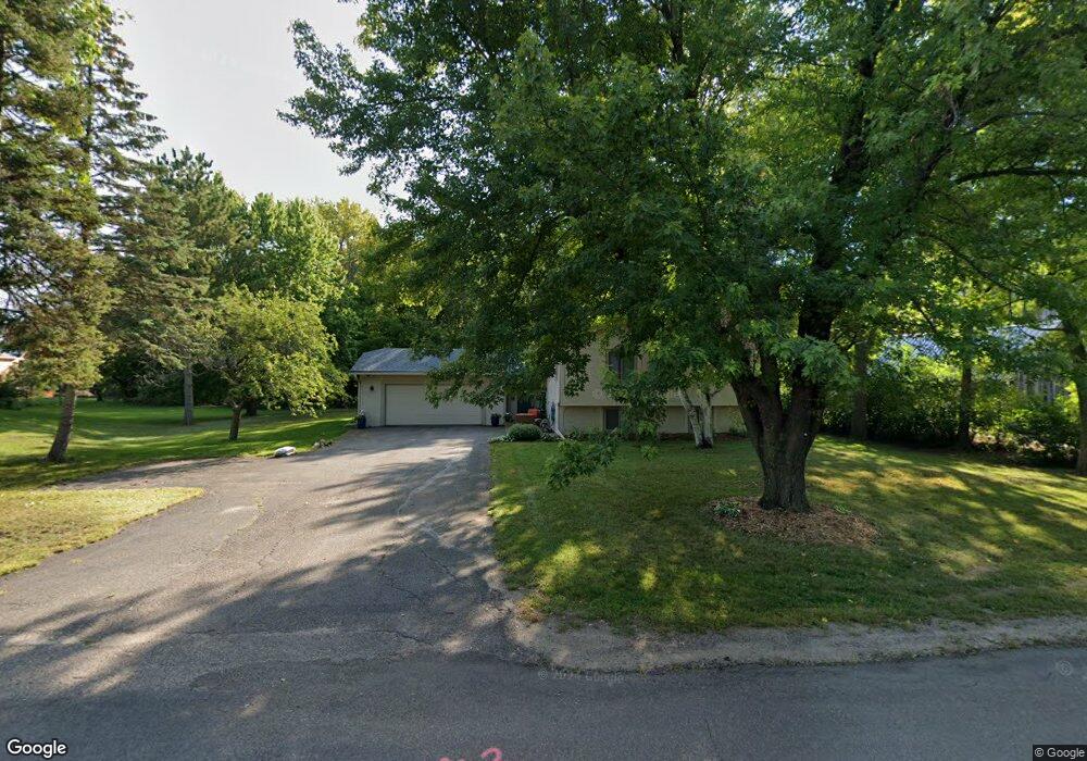 5885 Strawberry Ln, Excelsior, MN 55331 - photo 1