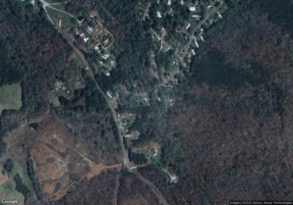 5316 Waterwood Dr, Gainesville, GA 30506 - photo 1