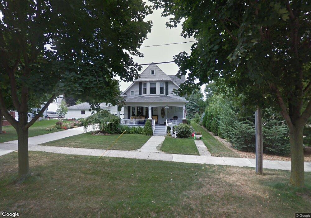 360 S Franklin St, Frankenmuth, MI 48734 - photo 1