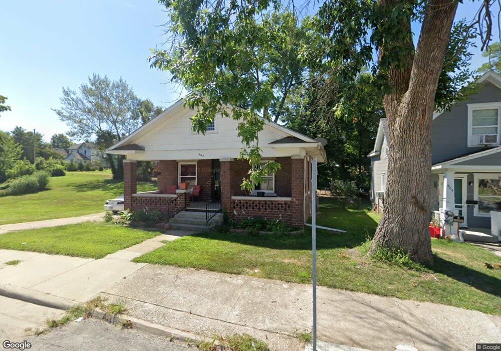 902 W End Place, Moberly, MO 65270 - photo 1