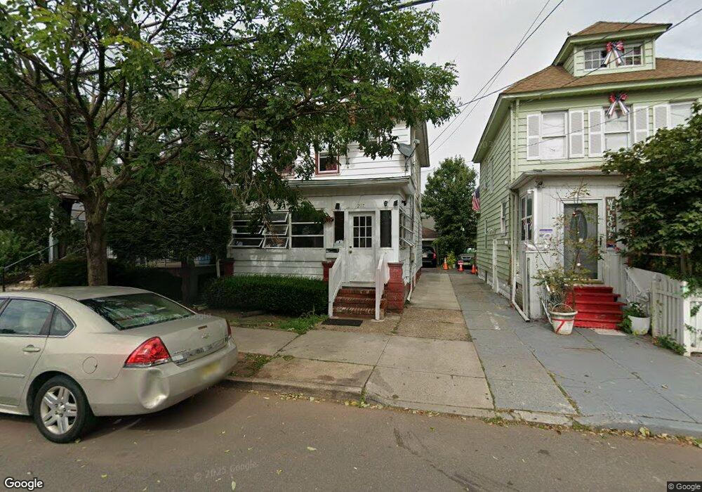 217 Powers St, New Brunswick, NJ 08901 - photo 1