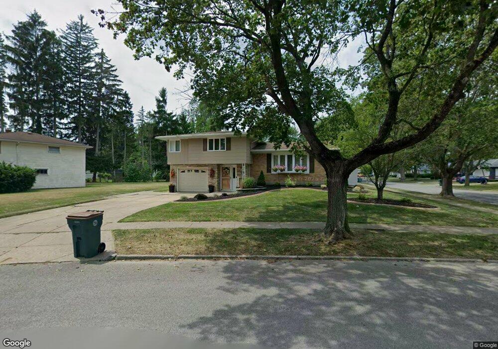 982 Fairmont Ave, North Tonawanda, NY 14120 - photo 1