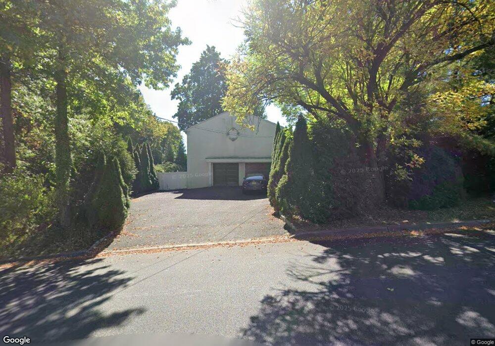 120 N Farview Ave, Paramus, NJ 07652 - photo 1