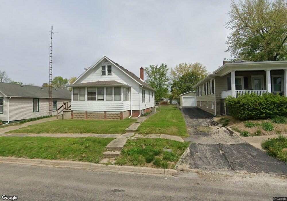 514 3rd St, Lincoln, IL 62656 - photo 1