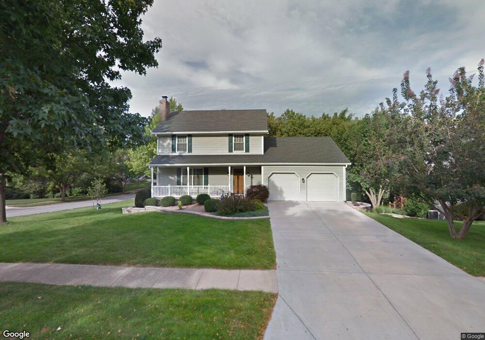 8014 Swarner Dr, Lenexa, KS 66219 - photo 1