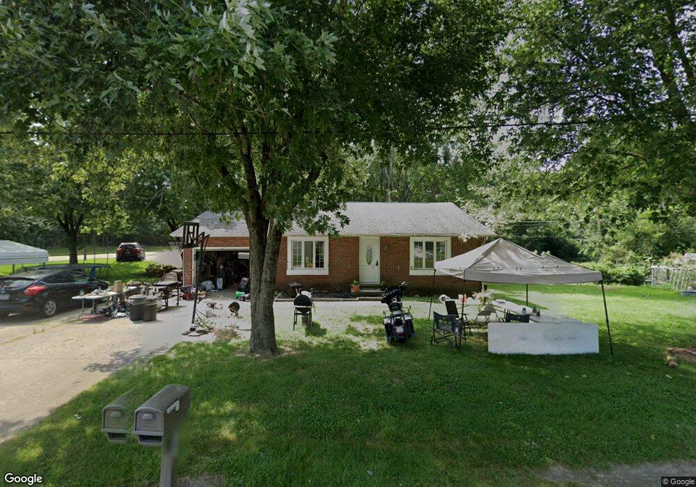 585 Meadowlark Dr, Princeton, IN 47670 - photo 1