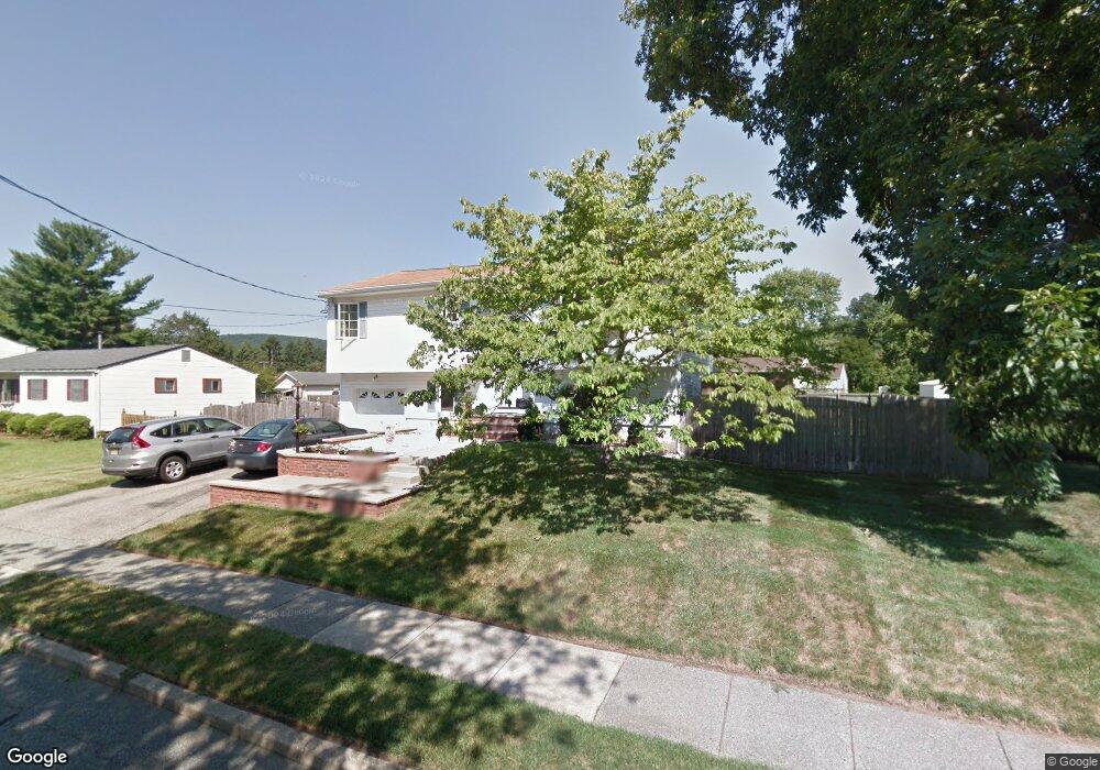 69 Lawrence Dr, Hackettstown, NJ 07840 - photo 1