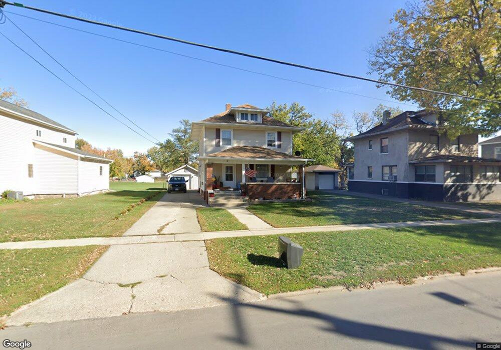 706 E 7th St N, Newton, IA 50208 - photo 1