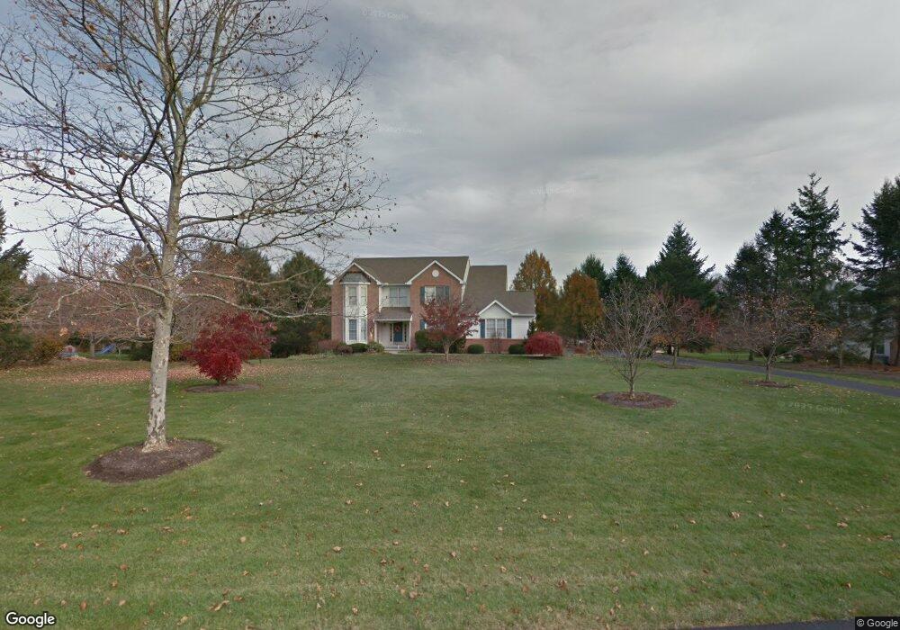 18 N Iroquois Ln, Chester Springs, PA 19425 - photo 1