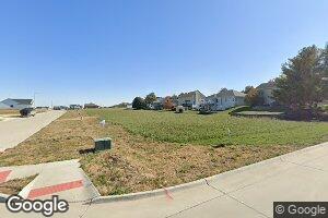 2301 N 8th Ave E, Newton, IA 50208