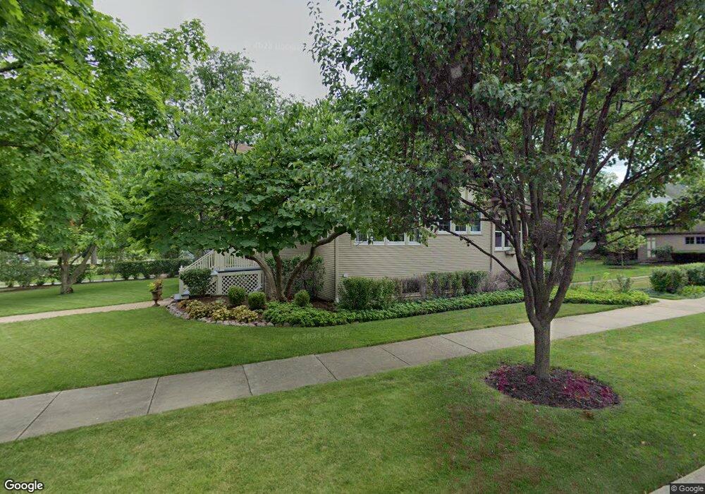 428 S Kenilworth Ave, Elmhurst, IL 60126 - photo 1