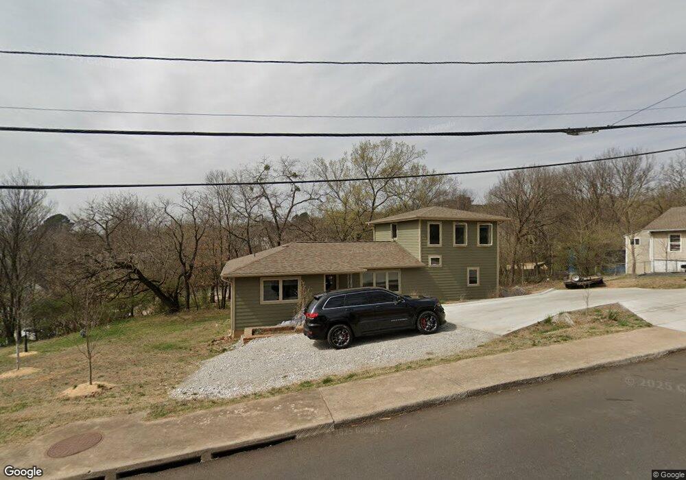 235 S Willow Ave, Fayetteville, AR 72701 - photo 1