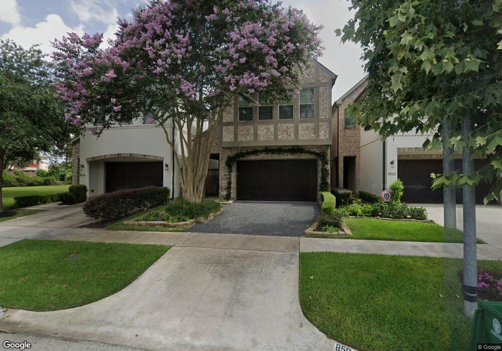 8564 Forum Dr, Houston, TX 77055 - photo 1
