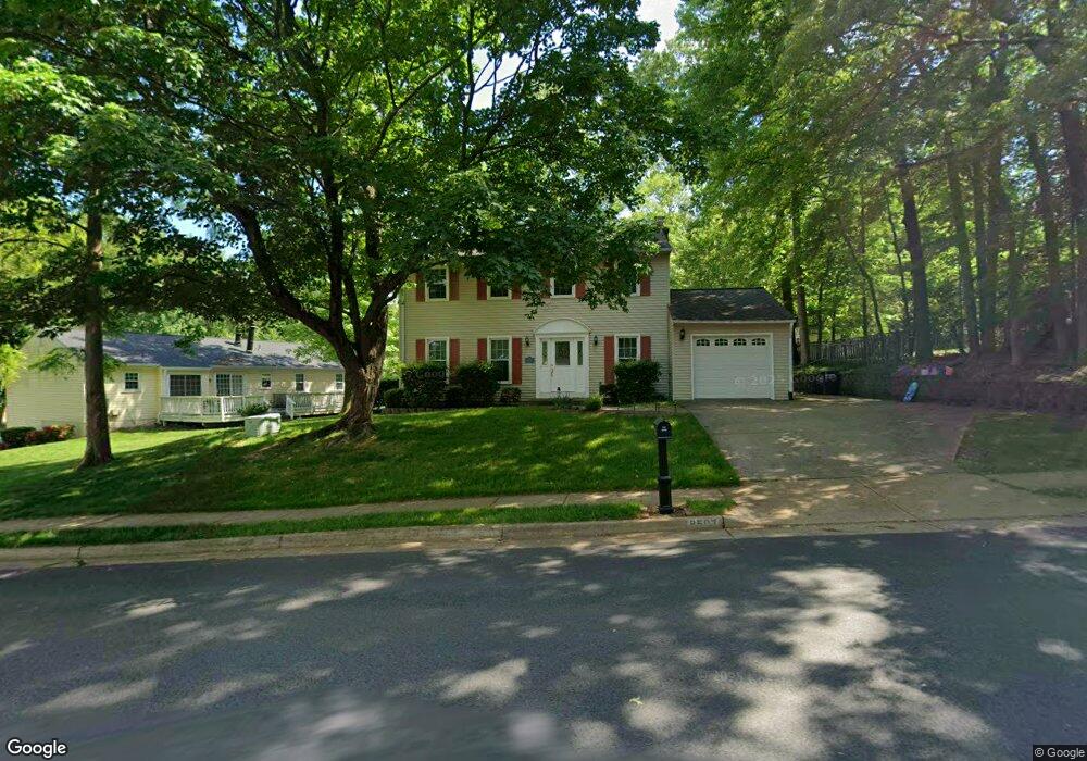 8503 Middle Run Dr, Springfield, VA 22153 - photo 1