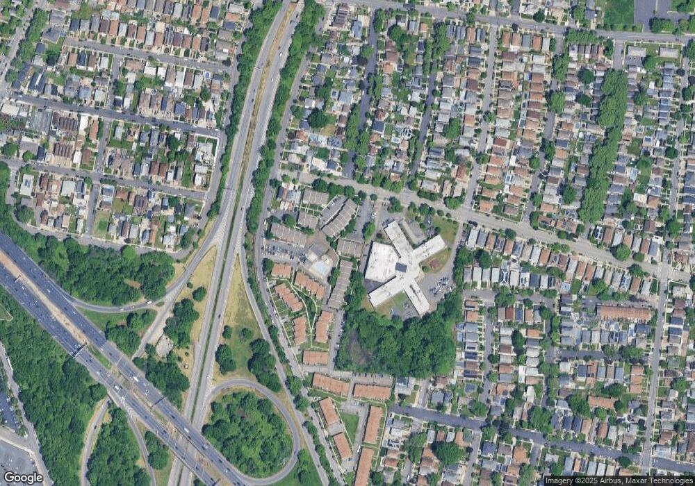 430 Caswell Ave unit 2, Staten Island, NY 10314 - photo 1