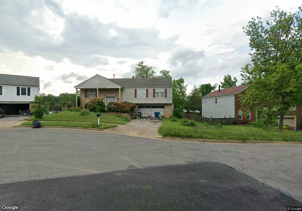 6104 Harvester Ct, Burke, VA 22015 - photo 1