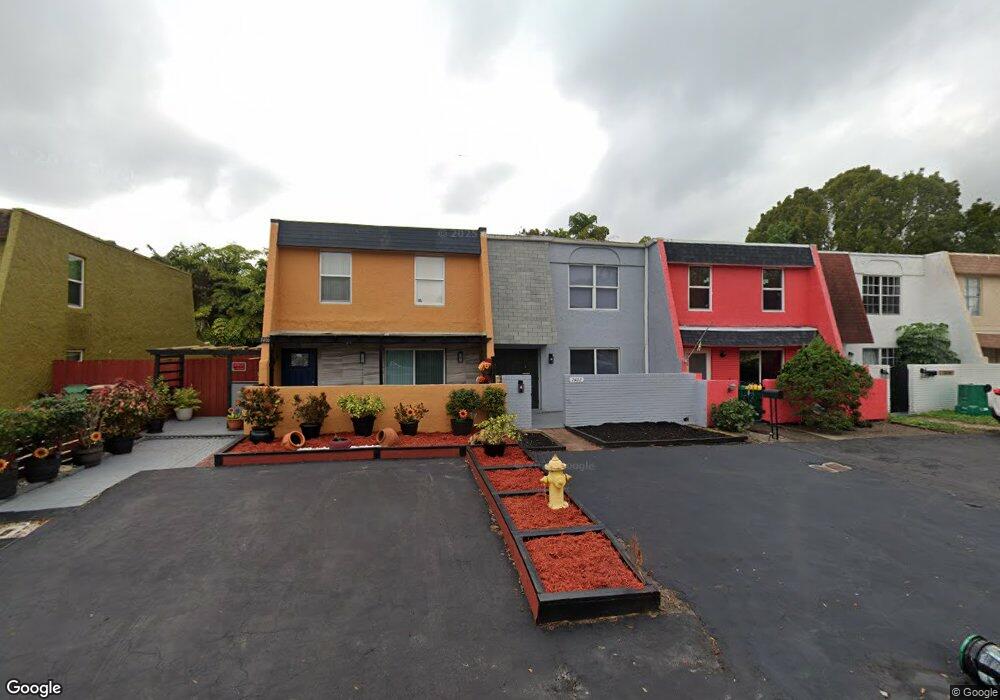 7402 NW 75th St, Tamarac, FL 33321 - photo 1